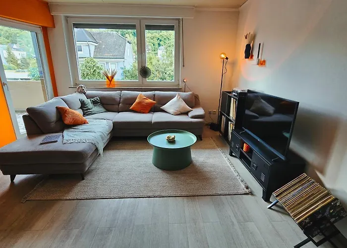 Zentral, Gemuetlich, Waldnah Apartment *